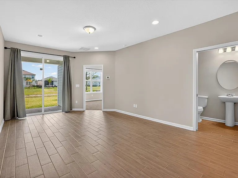 698 Cherry Elm Dr — Photo 7