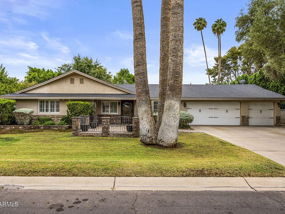6709 E Calle Redondo