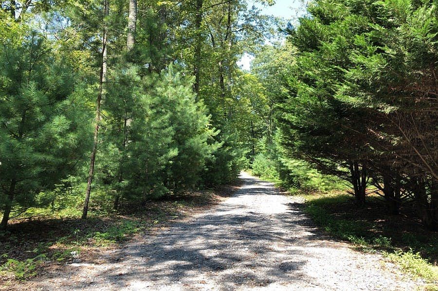 1st image of 695 Van Davis Rd NW