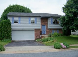 1669 Leona Ave, Lancaster, PA 17601