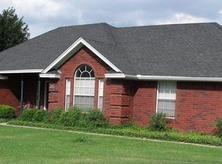 211 S County Line Rd, Savoy, TX 75479