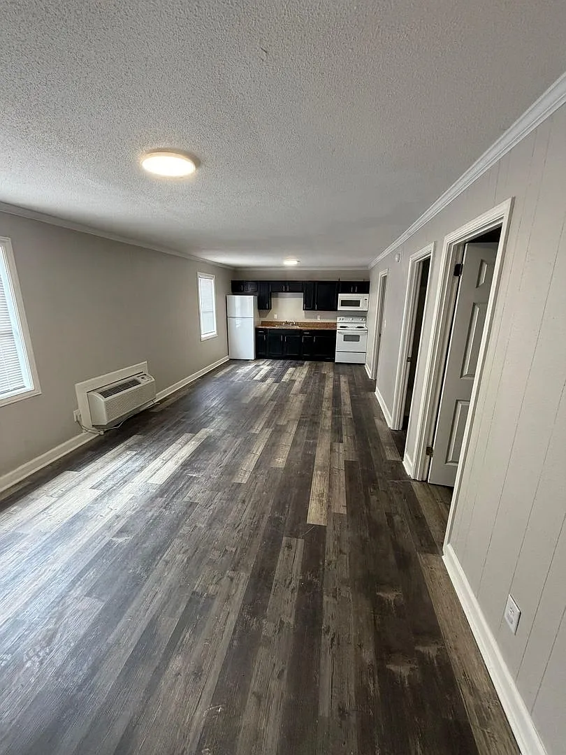 Magnolia Apartments — Photo 2