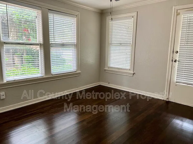 6355 Velasco Ave — Photo 4