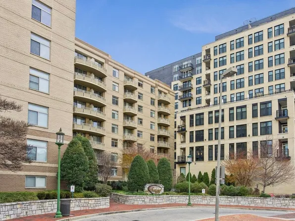 7111 Woodmont Ave, Bethesda, MD