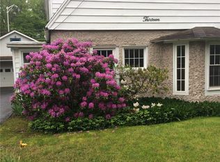 13 Country Club Rd, East Rochester, NY 14445