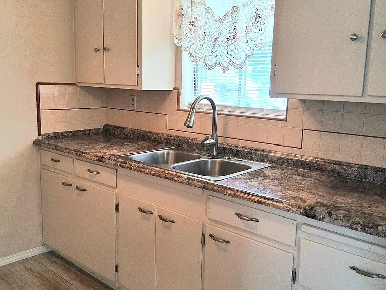 590 1/2 Rio Vista Ave — Photo 30