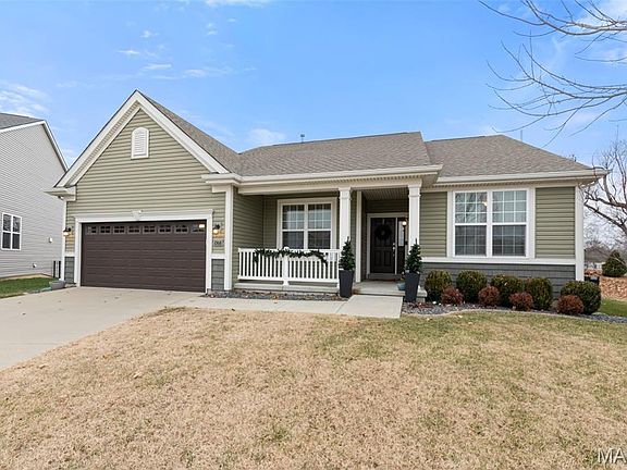 3rd image of 2368 Cabric Dr