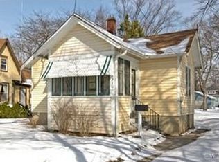 310 Adams St, Elgin, IL 60123