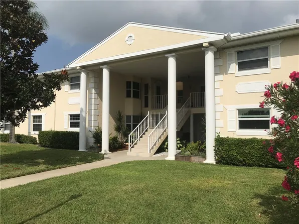 500 Grove Isle Cir APT 107, Vero Beach, FL 32962