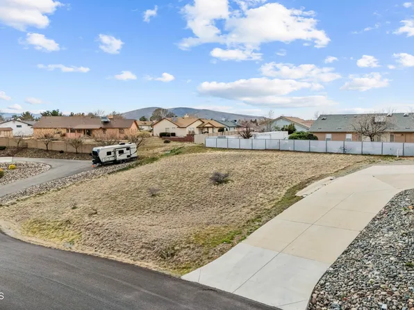 5584 N Magpie Dr, Prescott Valley, AZ 86314
