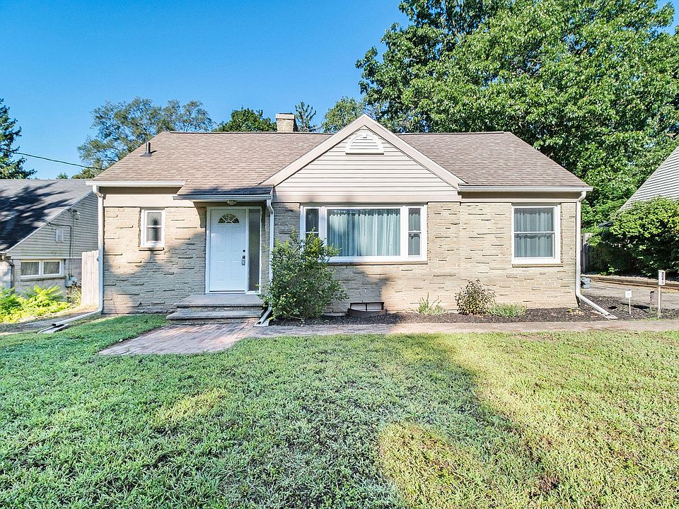 1st image of 2436 Oakland Dr