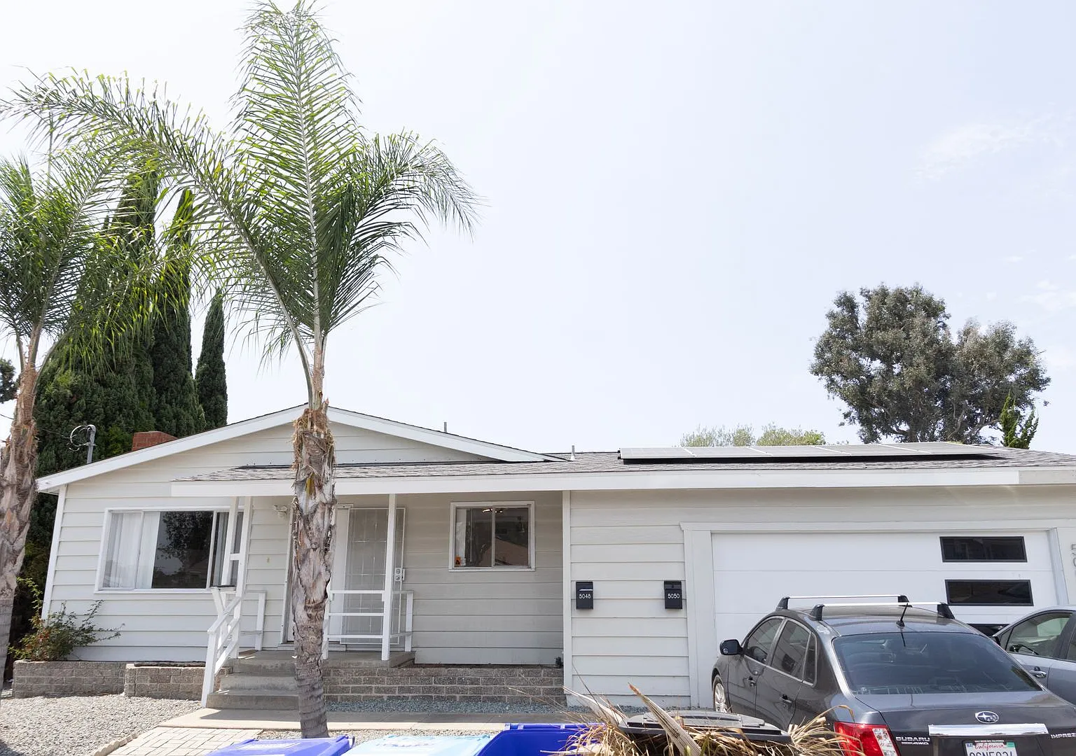 6 Bedroom 3 Bath- Large Rooms, Ac & Flat Energy Bills — Photo 3
