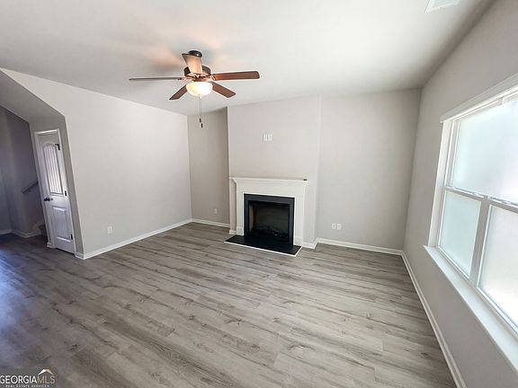 3rd image of 981 Fellowship Rd #108