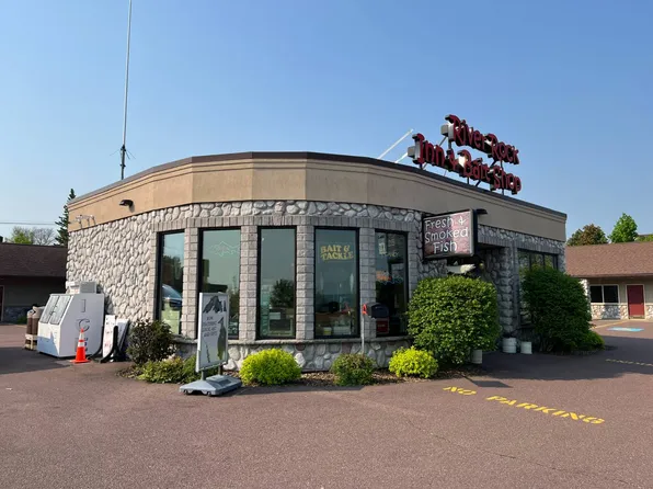 1200 Lake Shore Dr W, Ashland, WI 54806