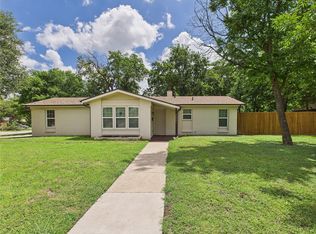 5601 Oak Grove Rd W, Fort Worth, TX 76134