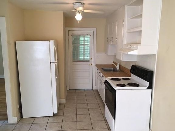 3rd image of 413 3rd Ave NW APT 1