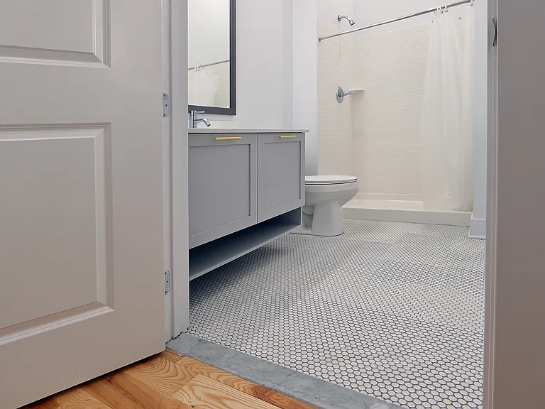 Excelsior Park Apartments — Photo 21