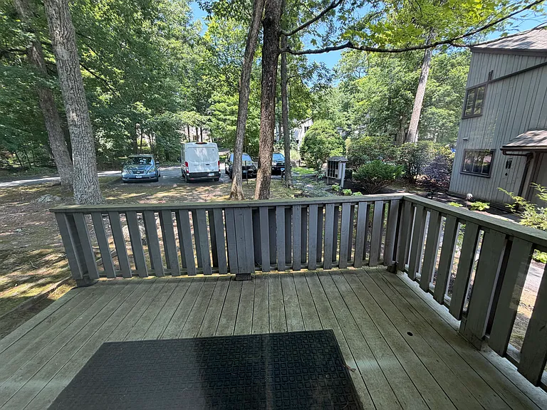 7 Staunton Ct #G — Photo 3