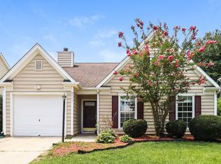 8411 Galena View Dr, Charlotte, NC 28269