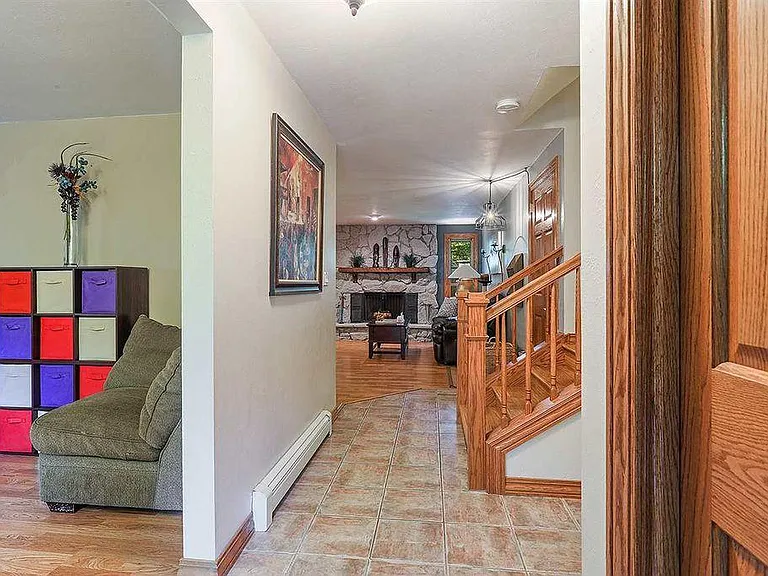 2560 Dunbar Ln — Photo 5