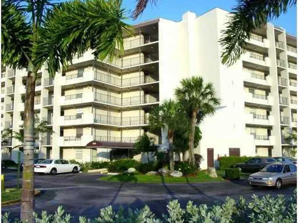 3930 Inverrary Blvd APT 202-D, Lauderhill, FL 33319