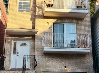 322 S 19th St, Newark, NJ
