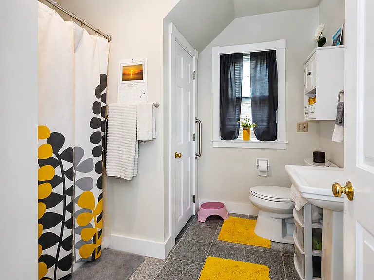 4 Free St #1 — Photo 9