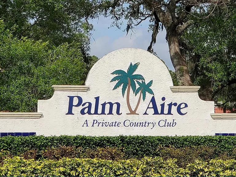 Palm Aire Country Club marker