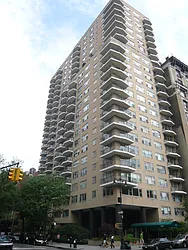 80 Central Park West in Lincoln Square