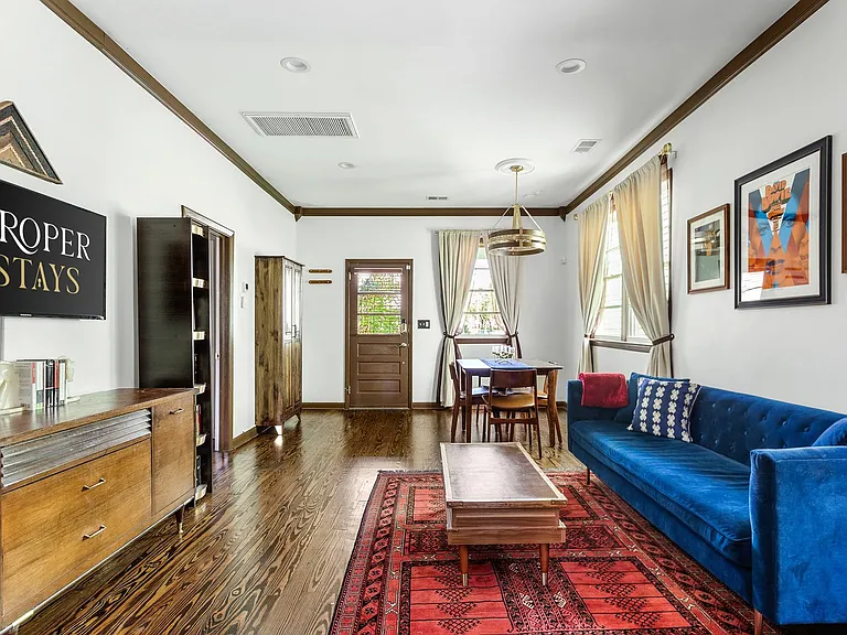 19 Aiken St — Photo 12