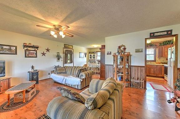 4th image of 552 Old Hickory Dr