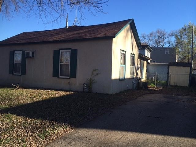 2nd image of 502 2nd Ave E