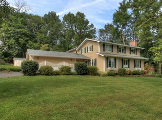 3 Hilltop Cir, Morristown, NJ 07960