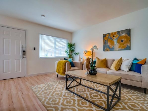 359 E Esther St APT 7