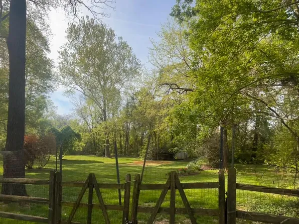 11801 Piney Meetinghouse Rd, Rockville, MD 20854