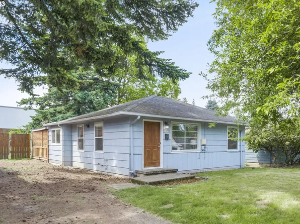 21858 SE Oak St, Gresham, OR 97030