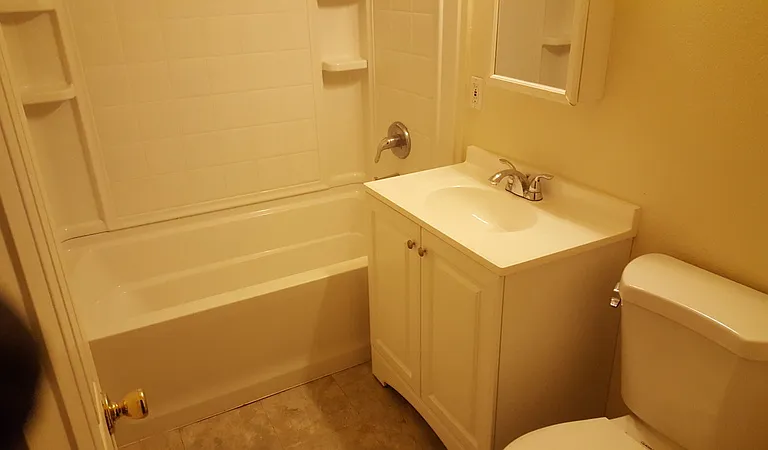 907 E Navajo St — Photo 6