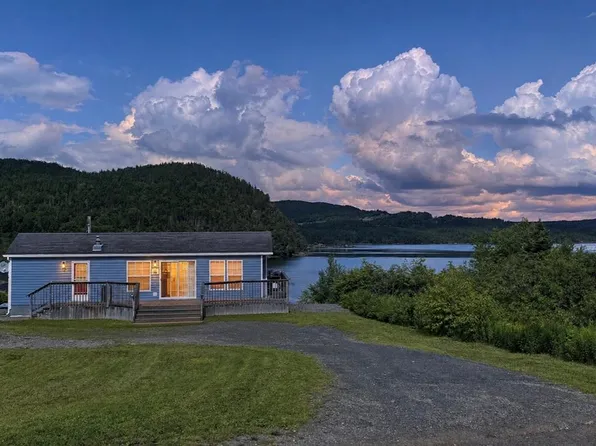 29 Harbour Drive, North West Brook, NL A0E2P0
