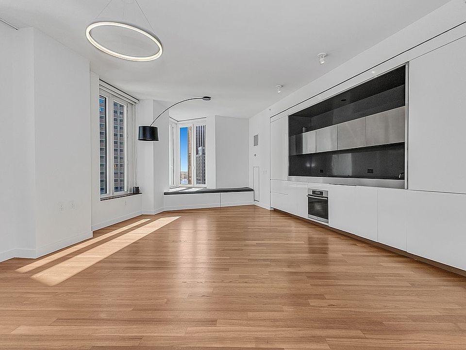1st image of 15 William St APT 21E