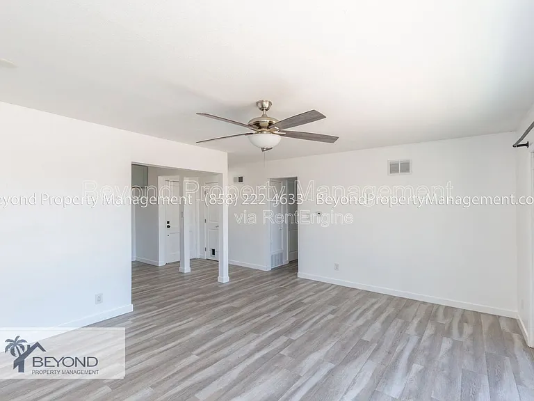 5207 Irwin Ave — Photo 5