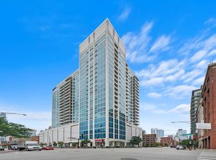 757 N Orleans St APT 1803, Chicago, IL 60654