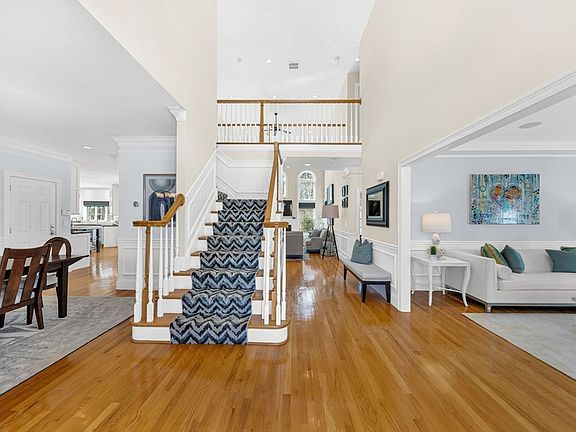 5th image of 67 Mohawk Path