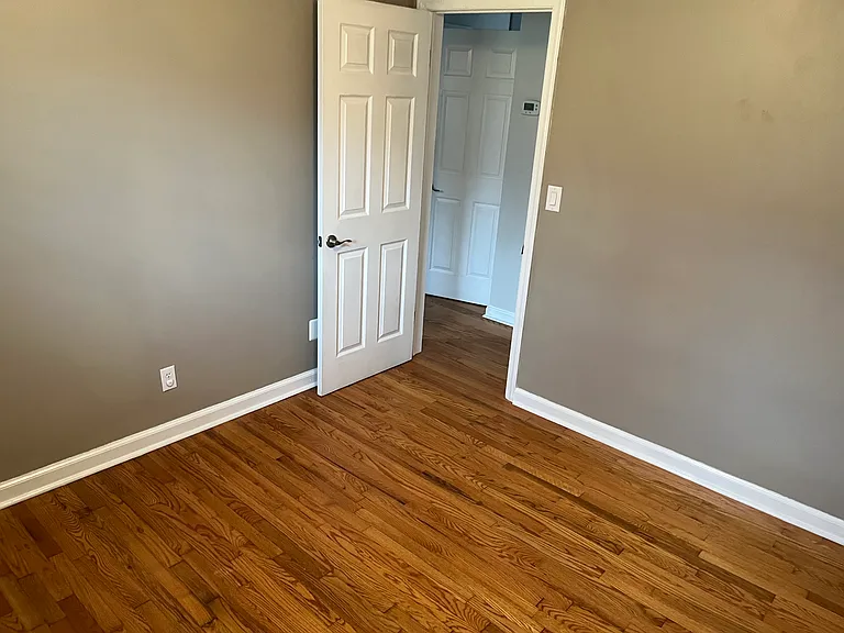 1133 Culbert Dr — Photo 7