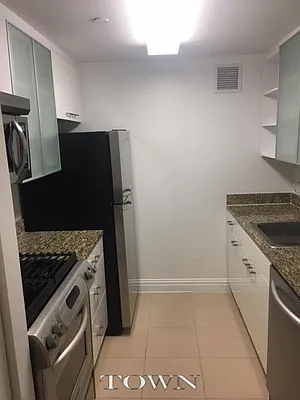 Rented by Town Residential | media 2