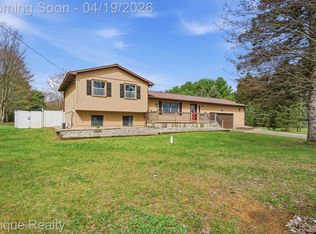 8269 Morrish Rd, Flushing, MI 48433