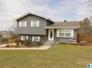 1101 Mountain Dr, Fultondale, AL 35068