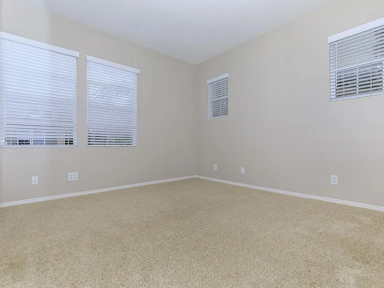 Laurel Glen Apartment Homes — Photo 61