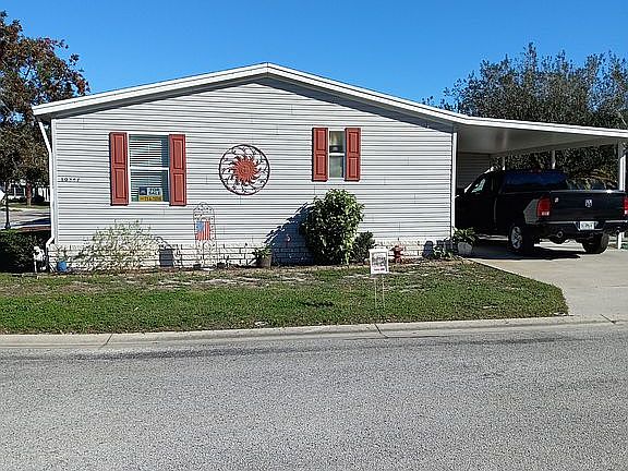 3rd image of 10347 S Walden Forest Cir