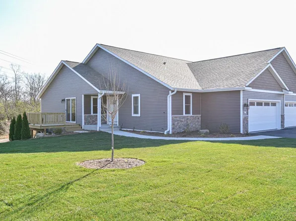 422 Trailview CROSSING, Waterford, WI 53185