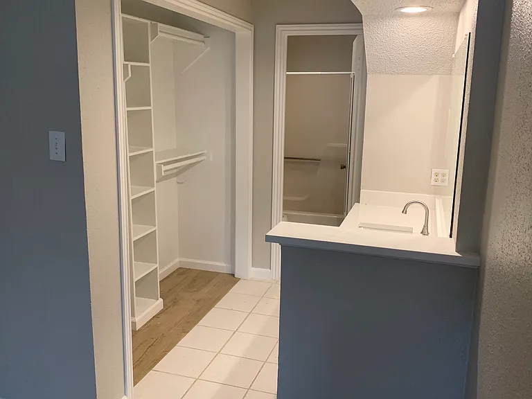3120 Oak Ridge Point — Photo 10